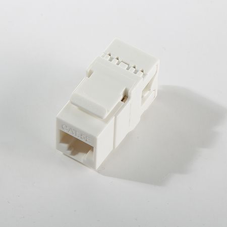 CAT5